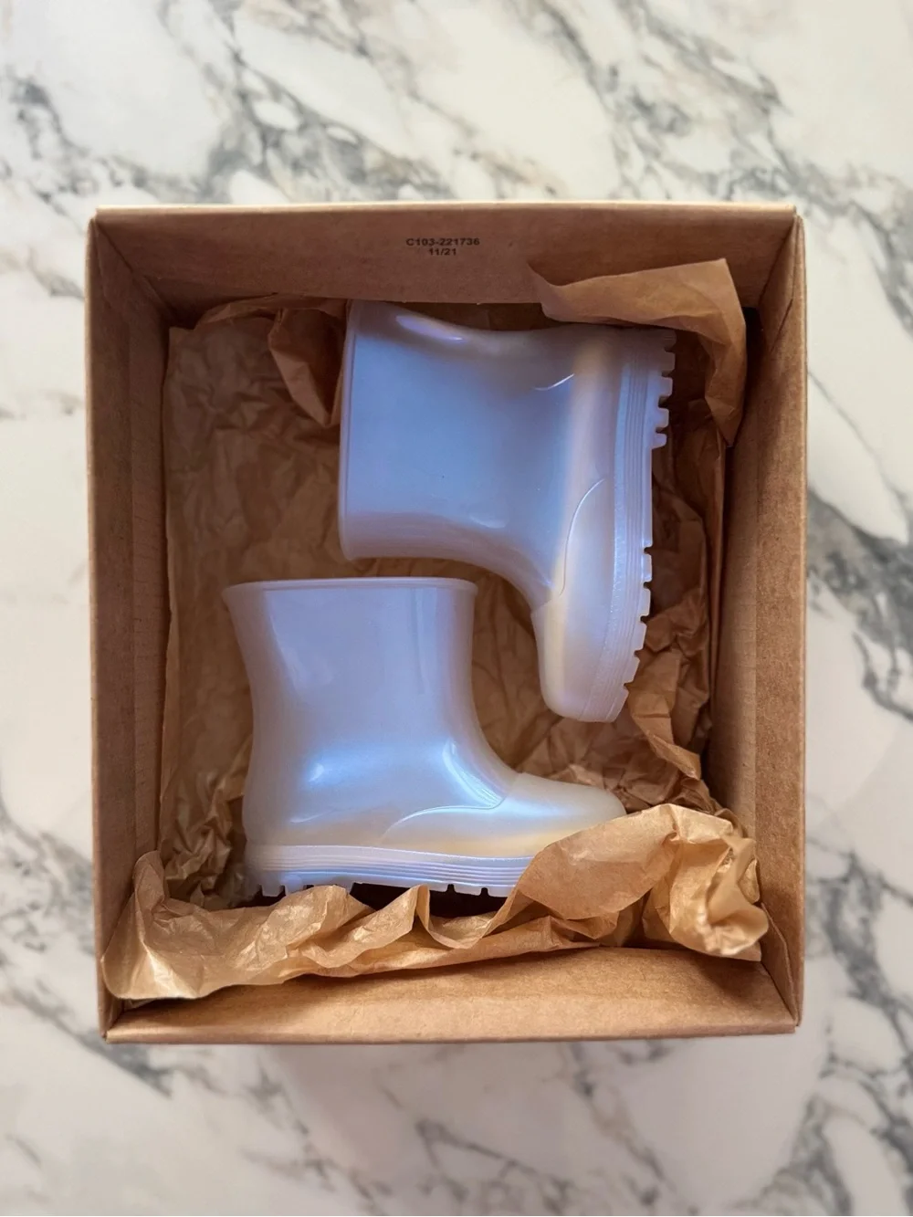 NIB - Mini Melissa Iridescent Pearl Lilac Kids Rain Boots